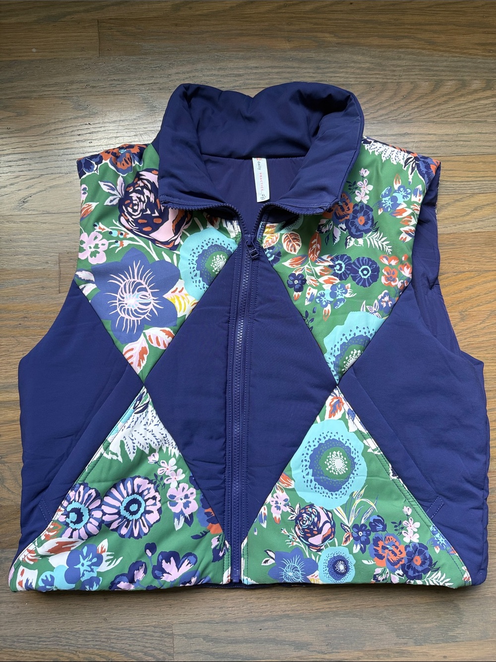 Daily Practice Anthropologie Floral Quilted Puffer Vest Navy Sz XL